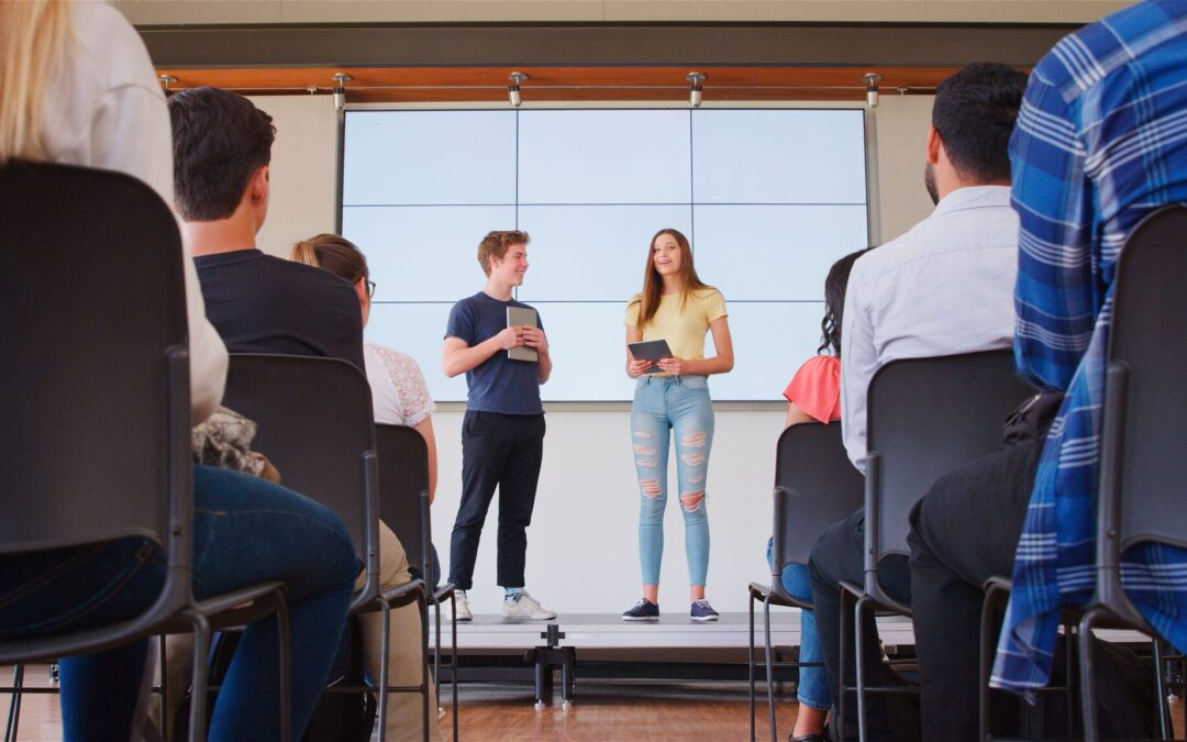 7 Reasons a Christian Business School Degree Impresses Employers